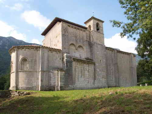 VISTA NORESTE DEL TEMPLO
